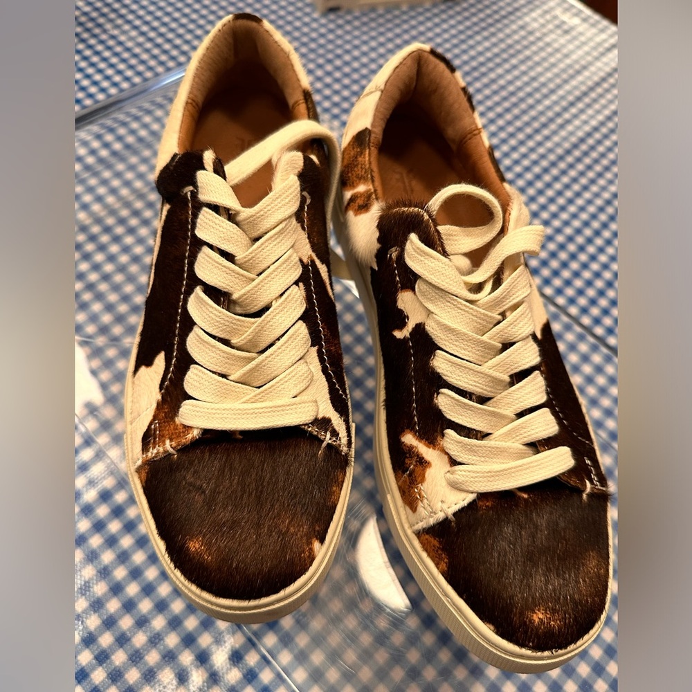 Frye Ivy Lace Low Sneaker Bag  7.5